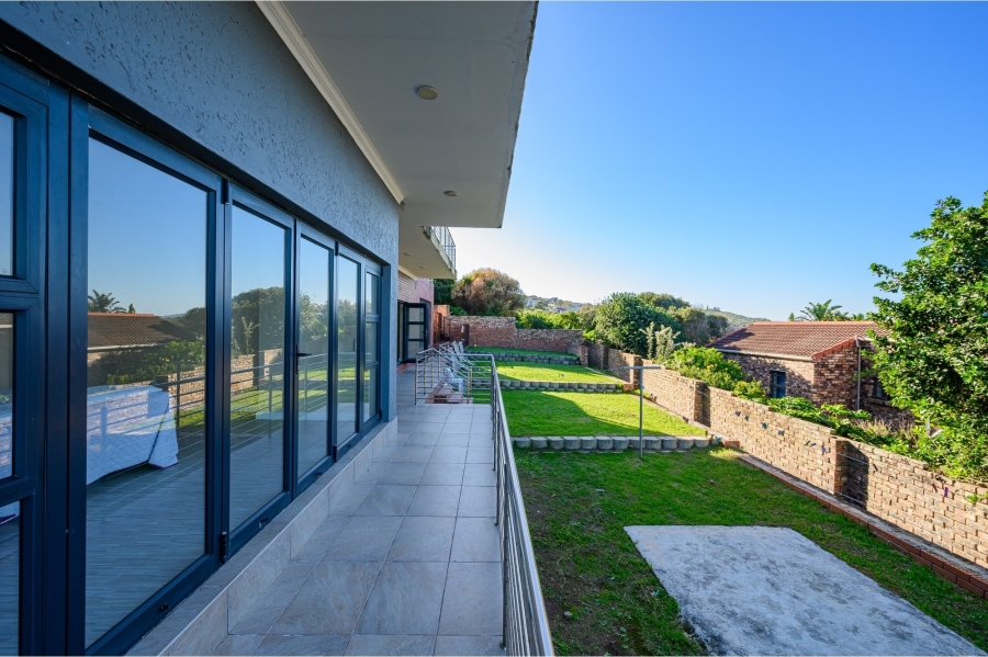 4 Bedroom Property for Sale in Blue Horizon Bay Eastern Cape